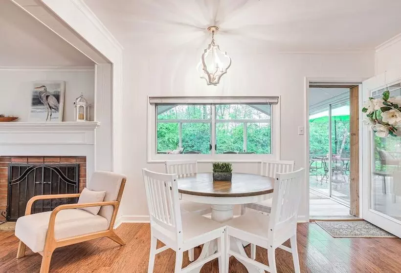 Thornville Home W/ Boat Dock: On The Lake!