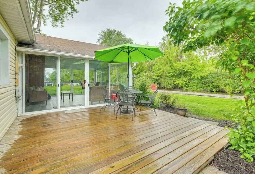 Thornville Home W/ Boat Dock: On The Lake!