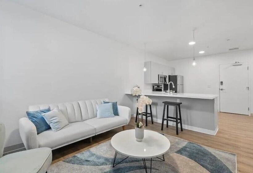 The Columbus Collection Near Grant Medical Center