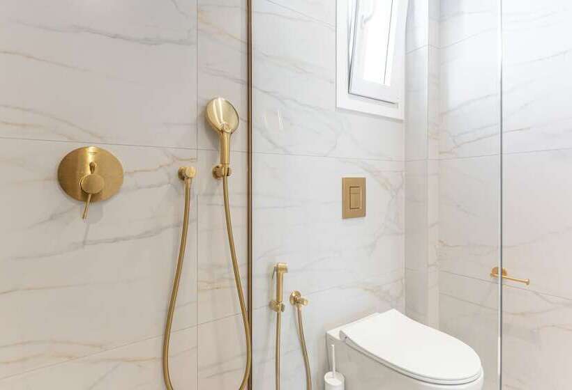 V Luxury Apartments Naxos