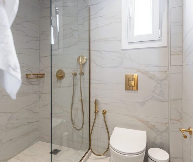 V Luxury Apartments Naxos