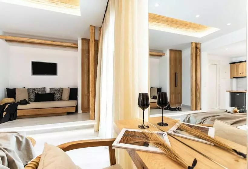 V Luxury Apartments Naxos