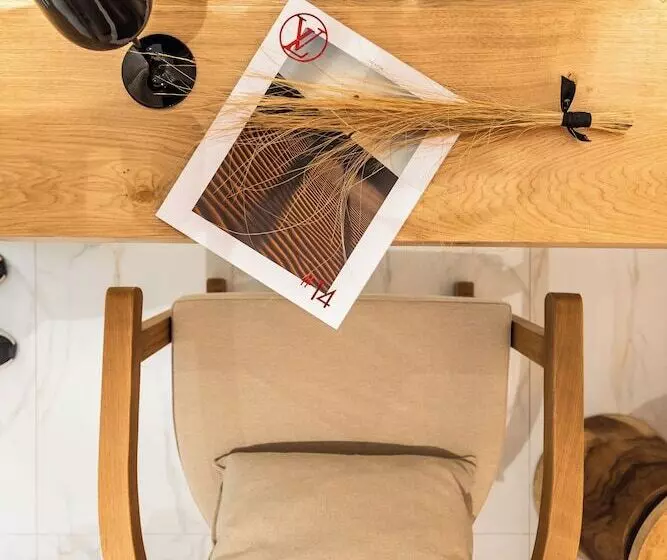 V Luxury Apartments Naxos