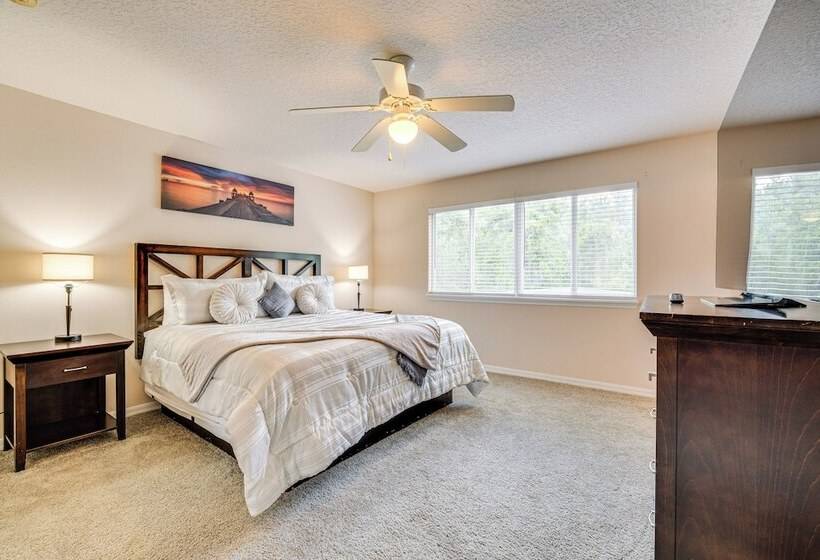 Vacation Home W/ Private Pool ~ 11 Mi To Disney!