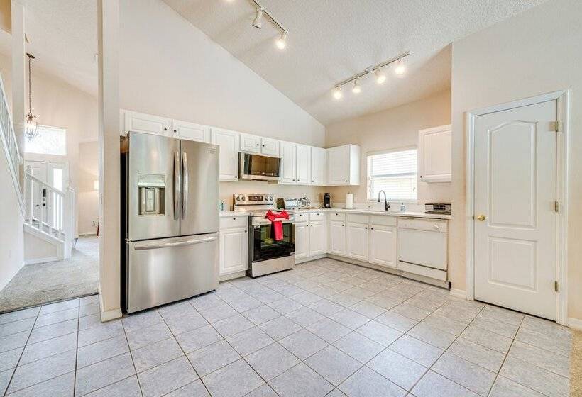 Vacation Home W/ Private Pool ~ 11 Mi To Disney!