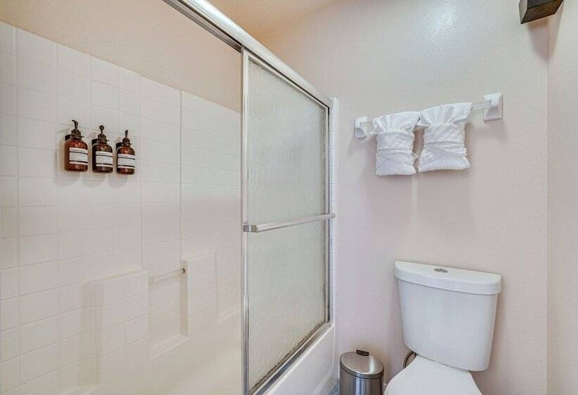 Vacation Home W/ Private Pool ~ 11 Mi To Disney!