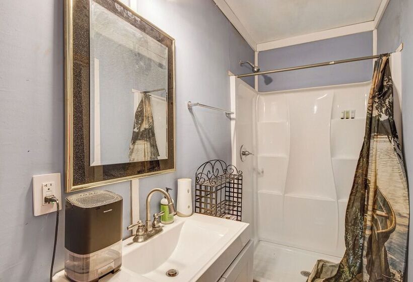 Wesson Cabin W/ Private Beach, Fishing & Hiking!