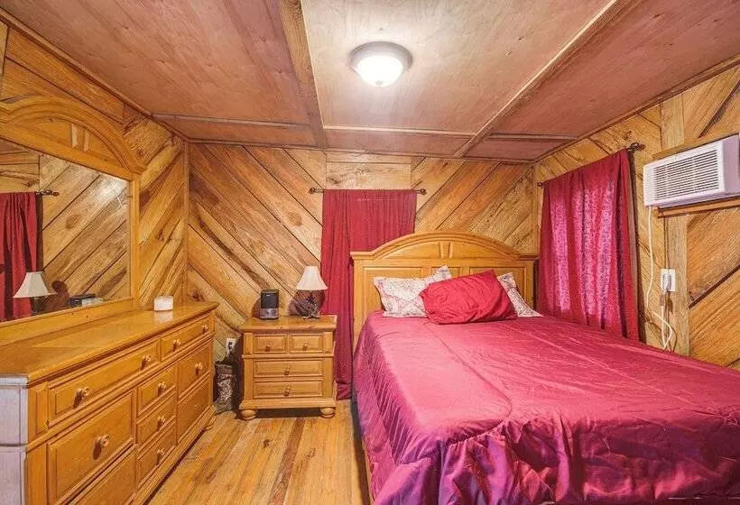 Wesson Cabin W/ Private Beach, Fishing & Hiking!