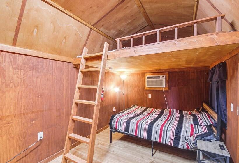 Wesson Cabin W/ Private Beach, Fishing & Hiking!