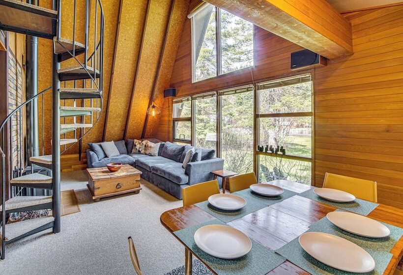 Cle Elum A Frame Direct Yakima River Access!