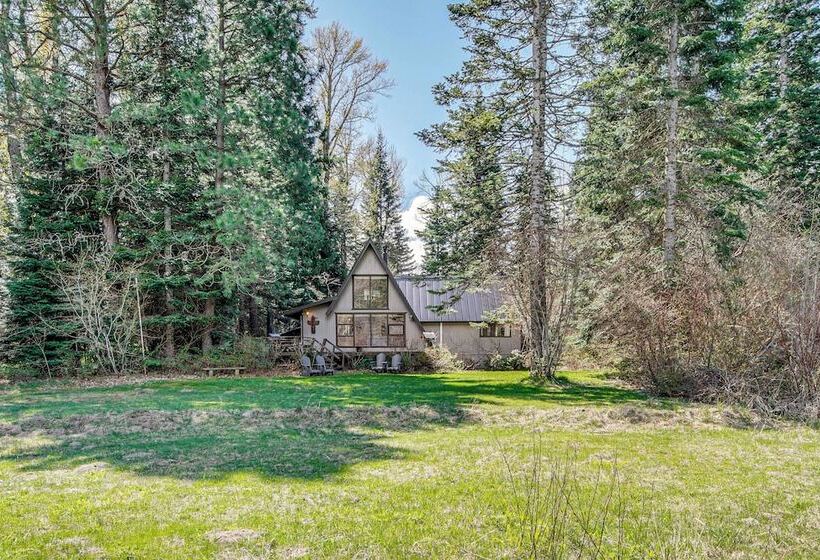 Cle Elum A Frame Direct Yakima River Access!