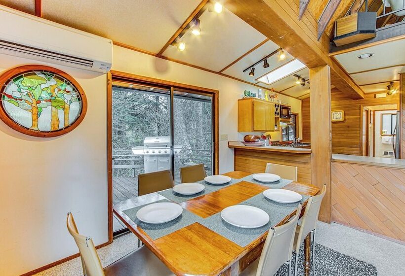 Cle Elum A Frame Direct Yakima River Access!