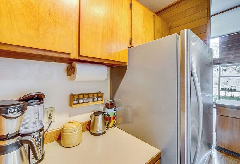 Cle Elum A Frame Direct Yakima River Access!