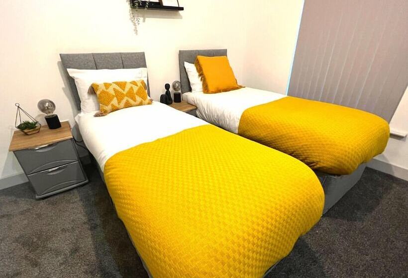 Darlington Suites By Sa Stays