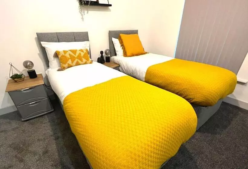 Darlington Suites By Sa Stays