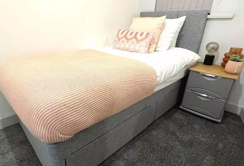 Darlington Suites By Sa Stays