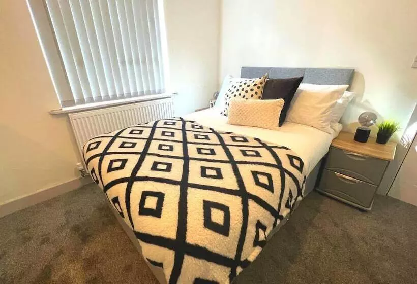 Darlington Suites By Sa Stays