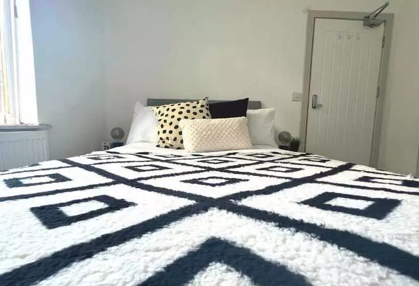 Darlington Suites By Sa Stays