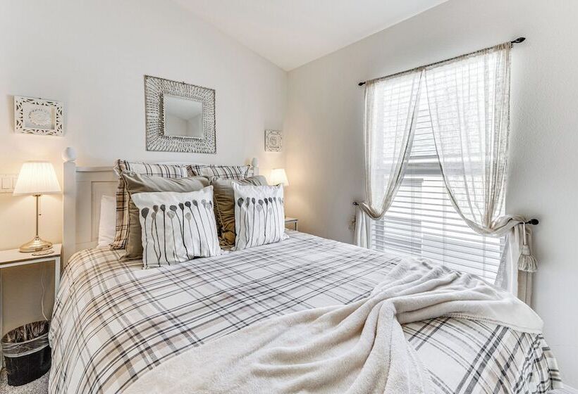 Near Golf & Wdw: Family Friendly Home In Davenport