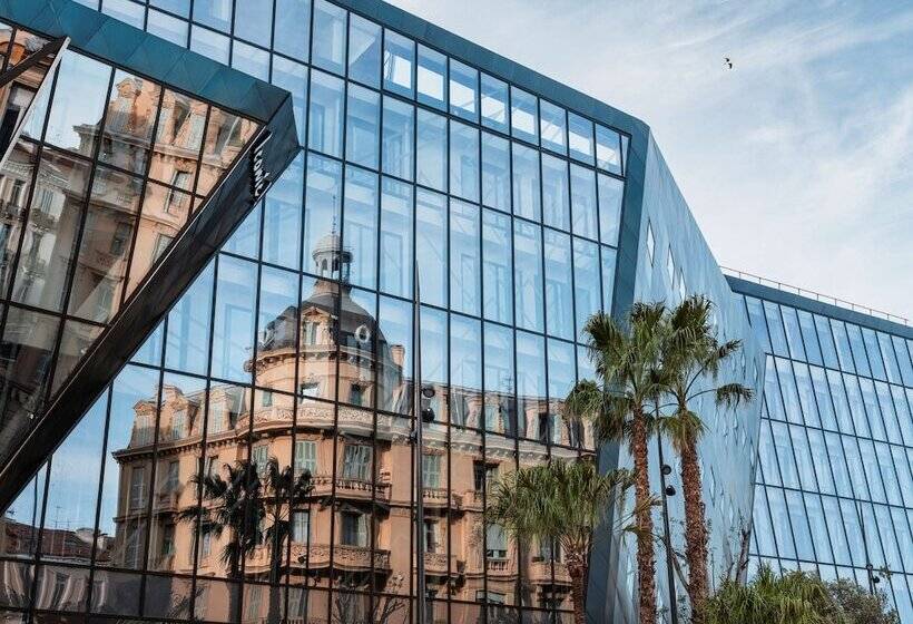 Doubletree By Hilton Nice Centre Iconic