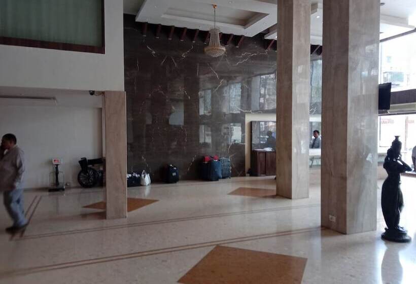 Hotel Everland Rajkot