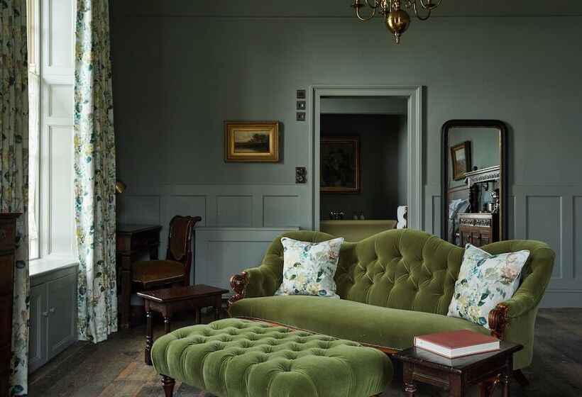 Отель The Pig In The South Downs West Sussex