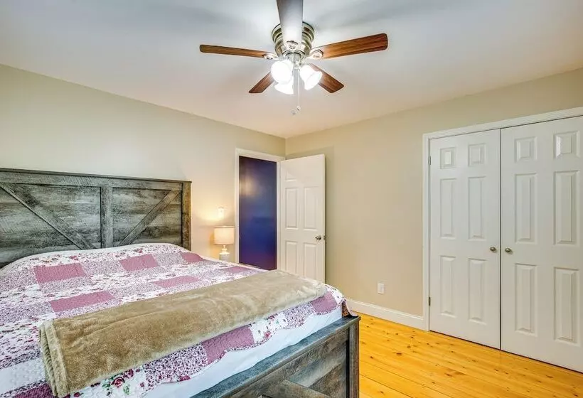 Peaceful Perry Home W/ Patio   Pets Welcome!