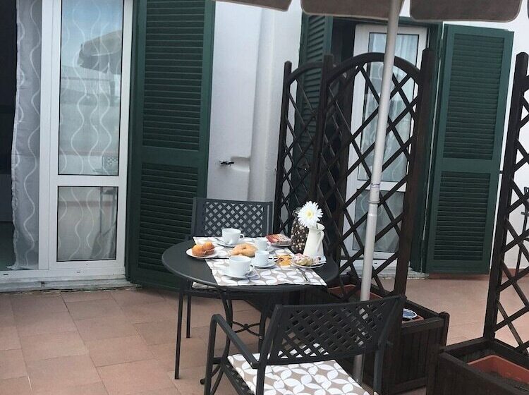 פנסיון Ischia Mare