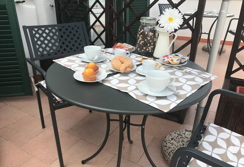 פנסיון Ischia Mare