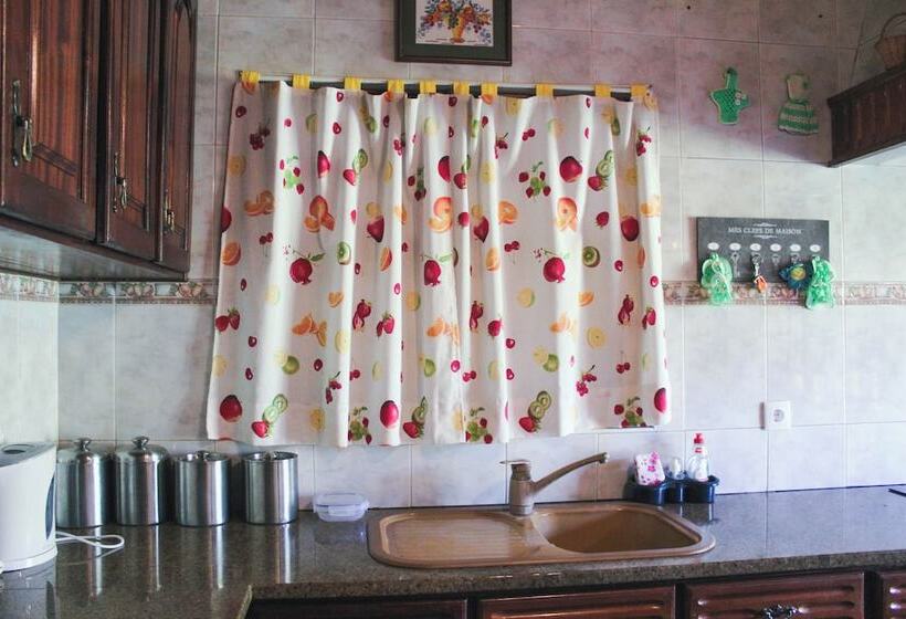 פנסיון Vila Almeida