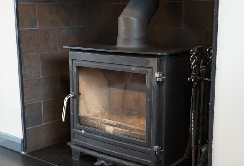 Residenssi Captivating Beverley 3 Bed House Private Parking