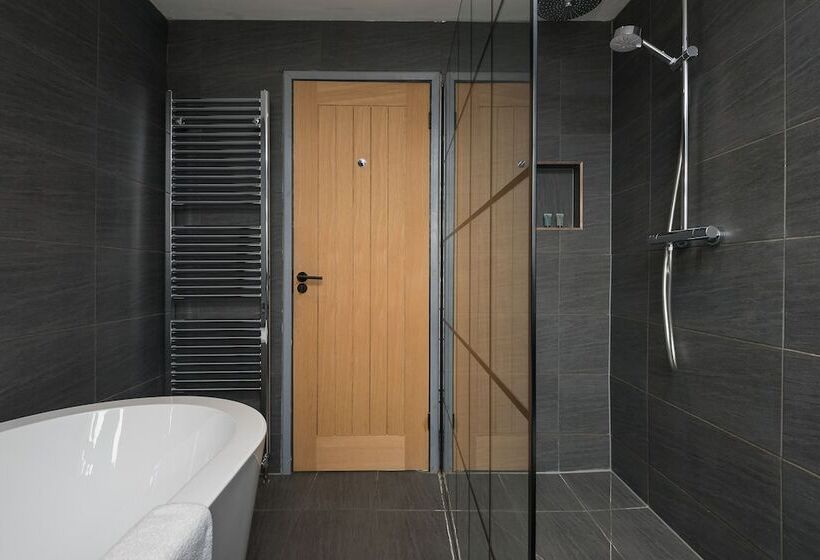 Residenssi Captivating Beverley 3 Bed House Private Parking