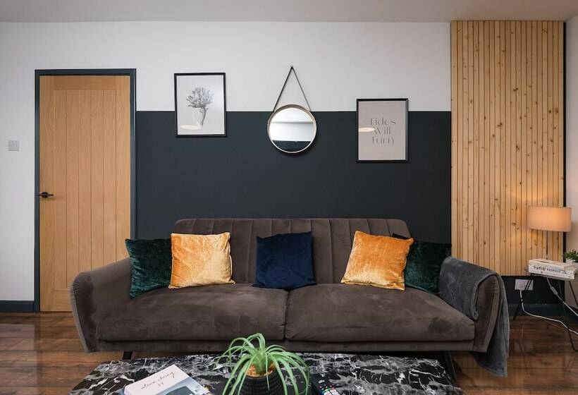 Residenssi Captivating Beverley 3 Bed House Private Parking