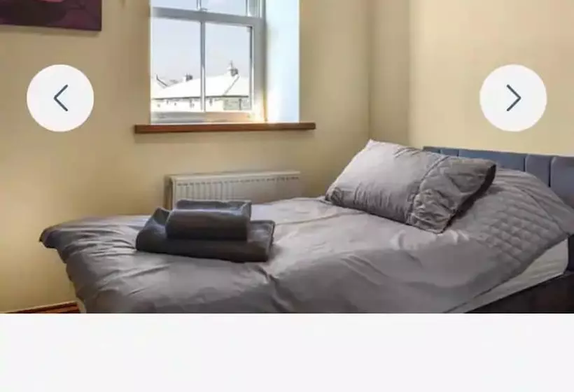 Residenssi Lovely 3 Bed House In Holmfirth