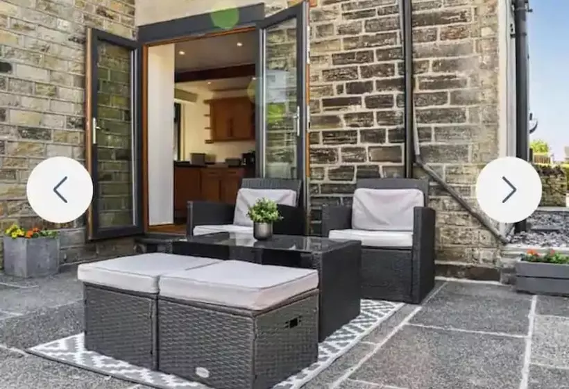 Residenssi Lovely 3 Bed House In Holmfirth