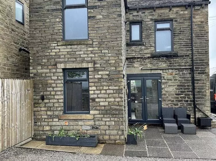 Residenssi Lovely 3 Bed House In Holmfirth