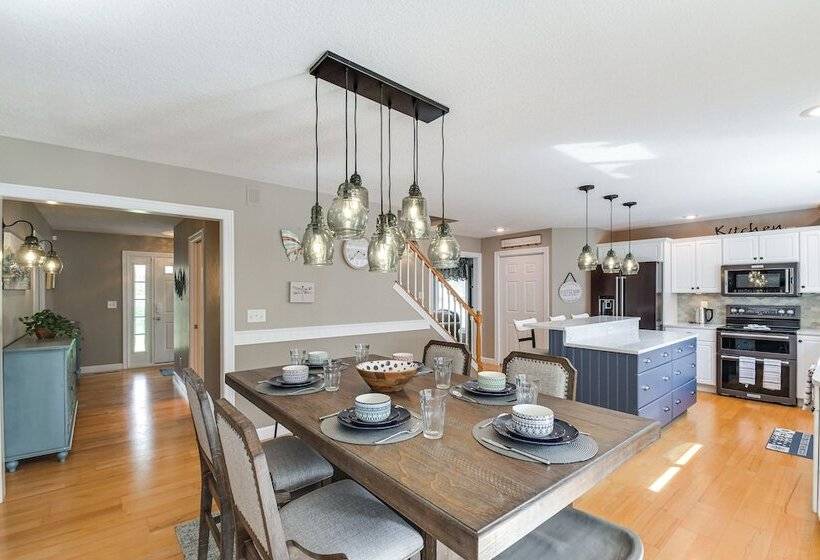 Rock Island Home W/ Private Yard & Fire Pit Table!