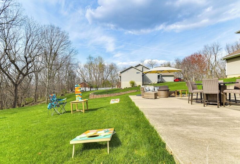 Rock Island Home W/ Private Yard & Fire Pit Table!