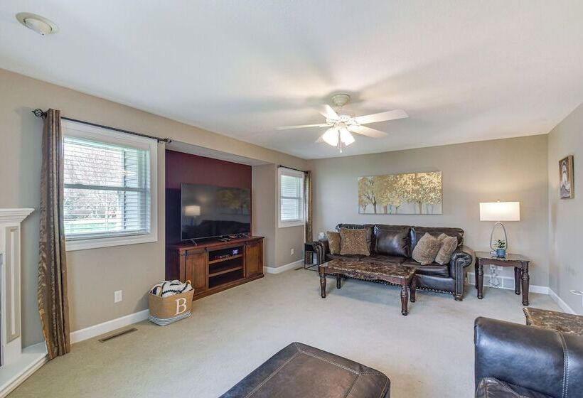 Rock Island Home W/ Private Yard & Fire Pit Table!