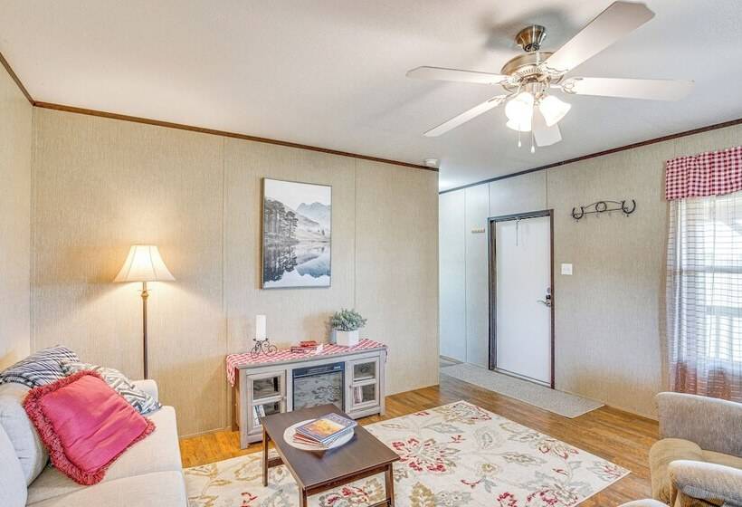 Secluded Texas Countryside Retreat Near Abilene