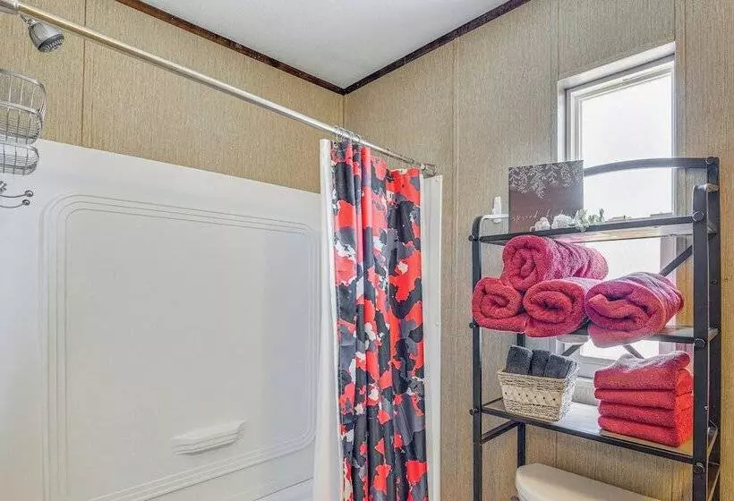 Secluded Texas Countryside Retreat Near Abilene