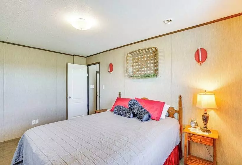 Secluded Texas Countryside Retreat Near Abilene