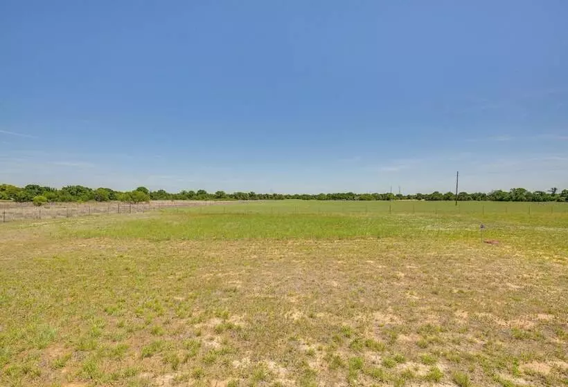 Secluded Texas Countryside Retreat Near Abilene