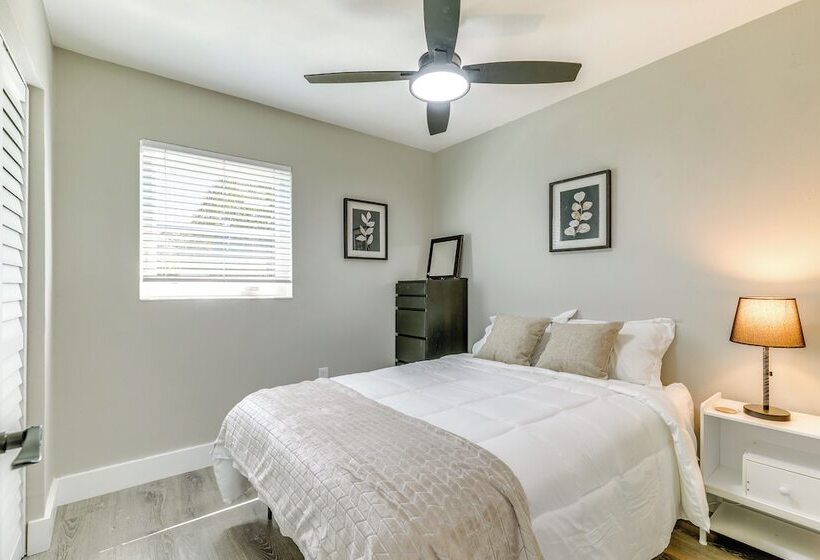 Tampa Home W/ Covered Patio: 8 Mi To Downtown!