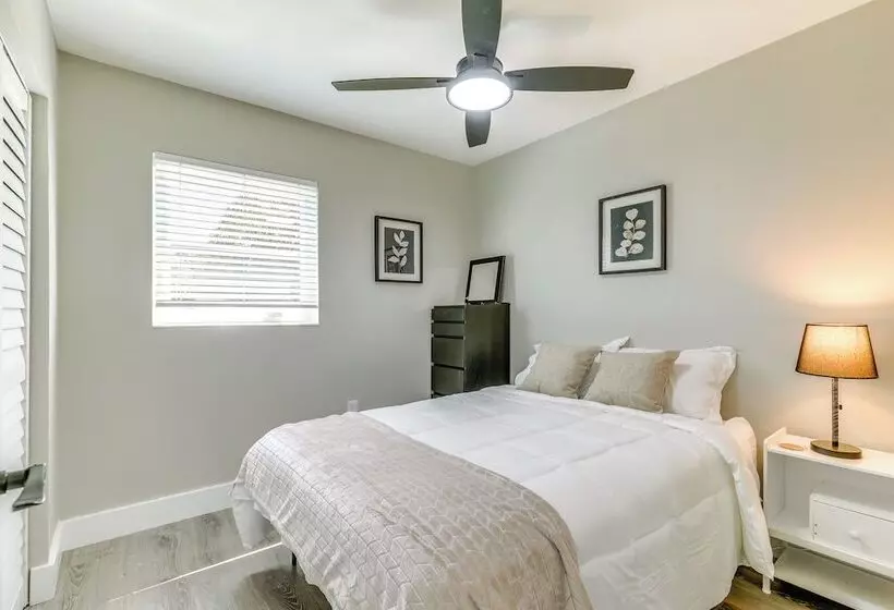 Tampa Home W/ Covered Patio: 8 Mi To Downtown!