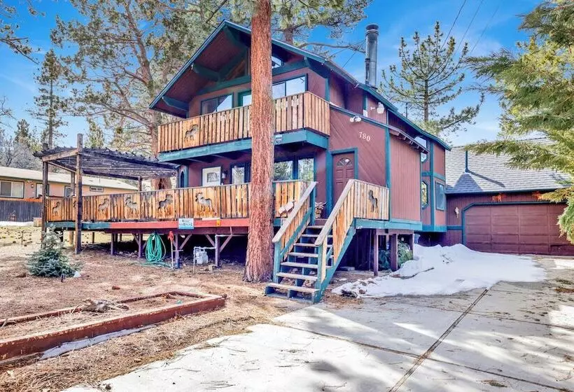 The Moose Tree House #2381