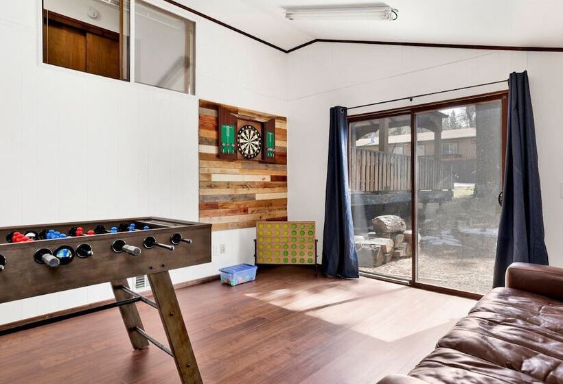 The Moose Tree House #2381