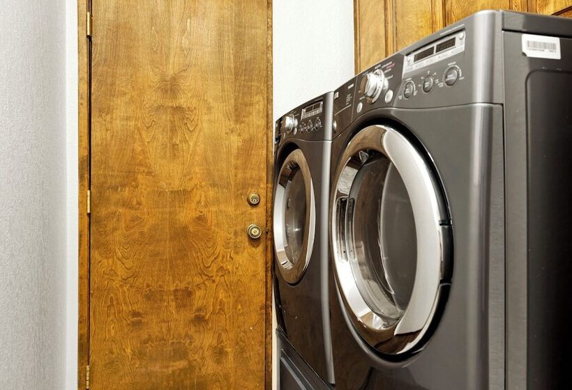 The Moose Tree House #2381