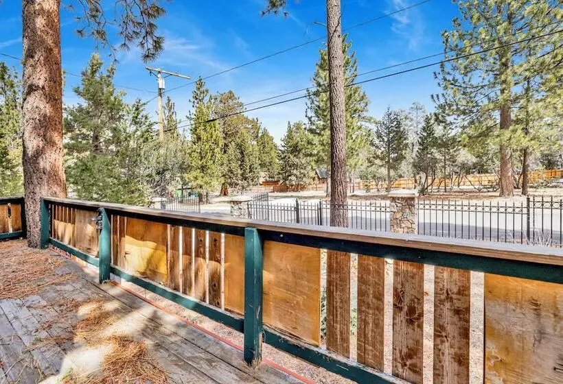 The Moose Tree House #2381