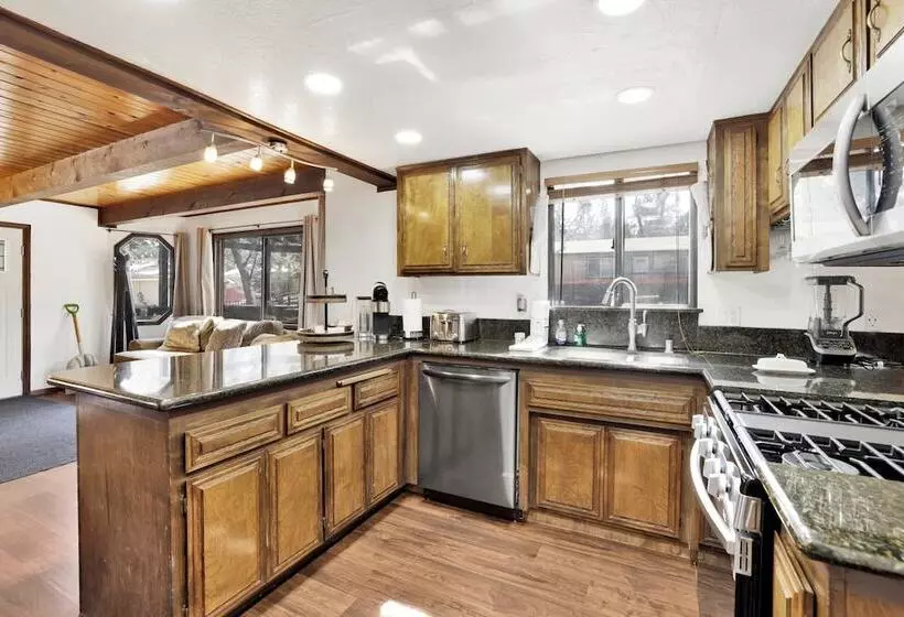 The Moose Tree House #2381